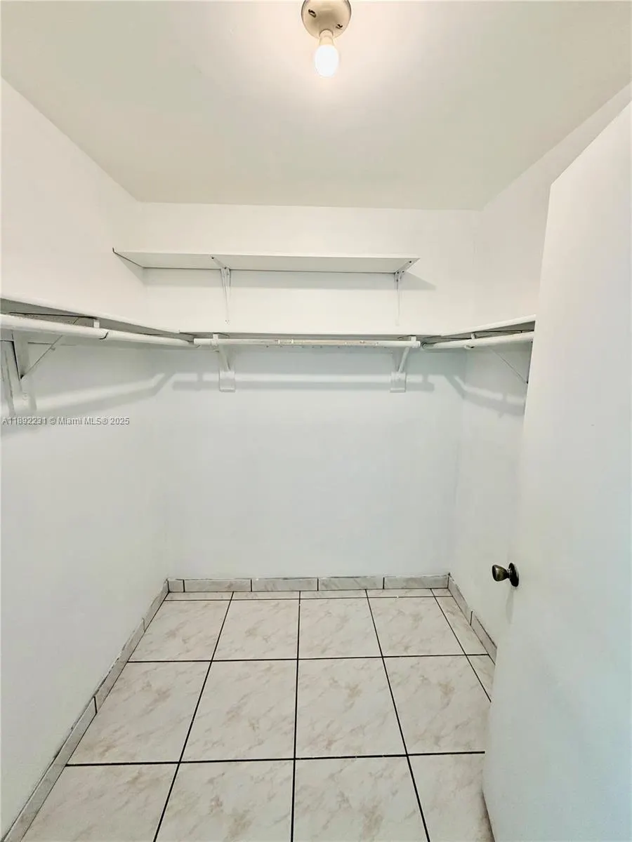 1300 SW 122nd Ave, #118-2