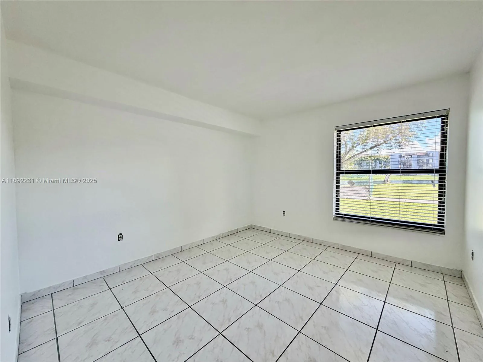 1300 SW 122nd Ave, #118-2