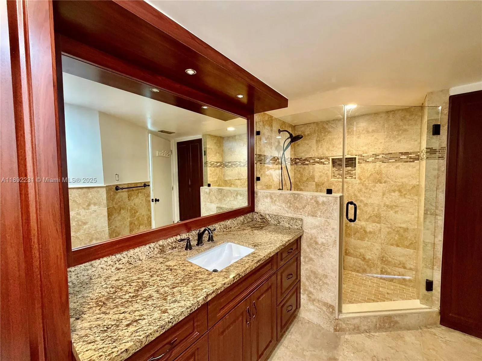 1300 SW 122nd Ave, #118-2