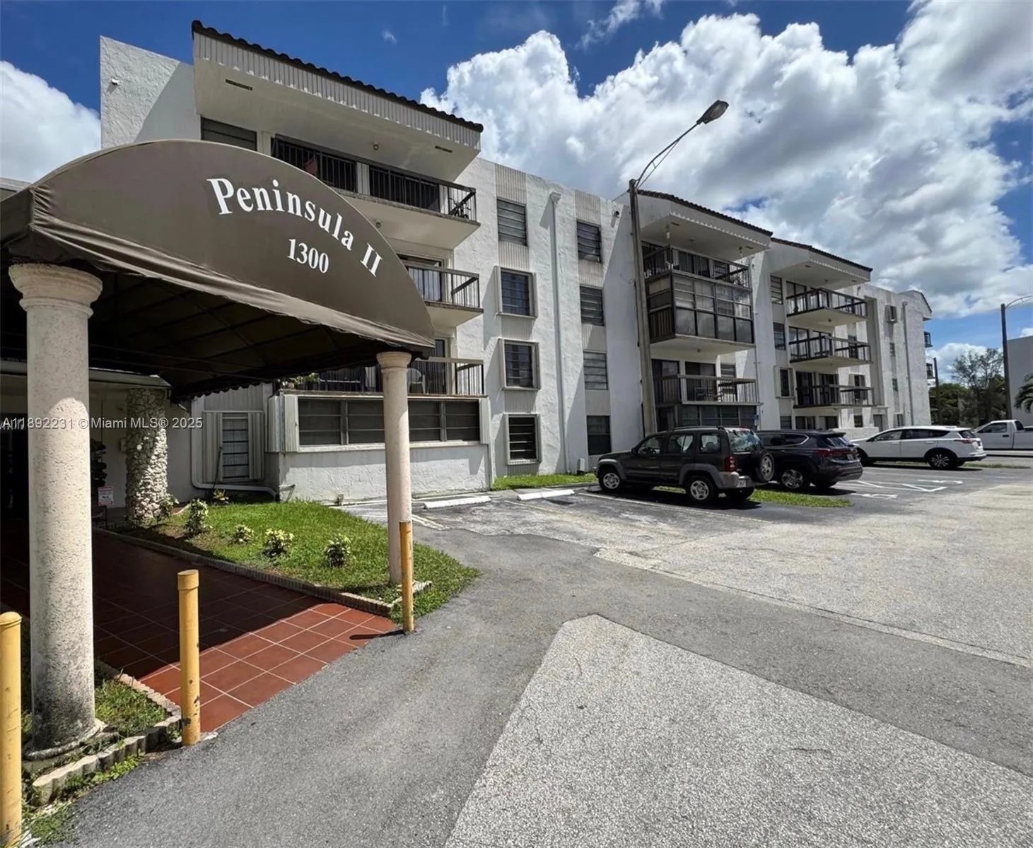 1300 SW 122nd Ave, #118-2