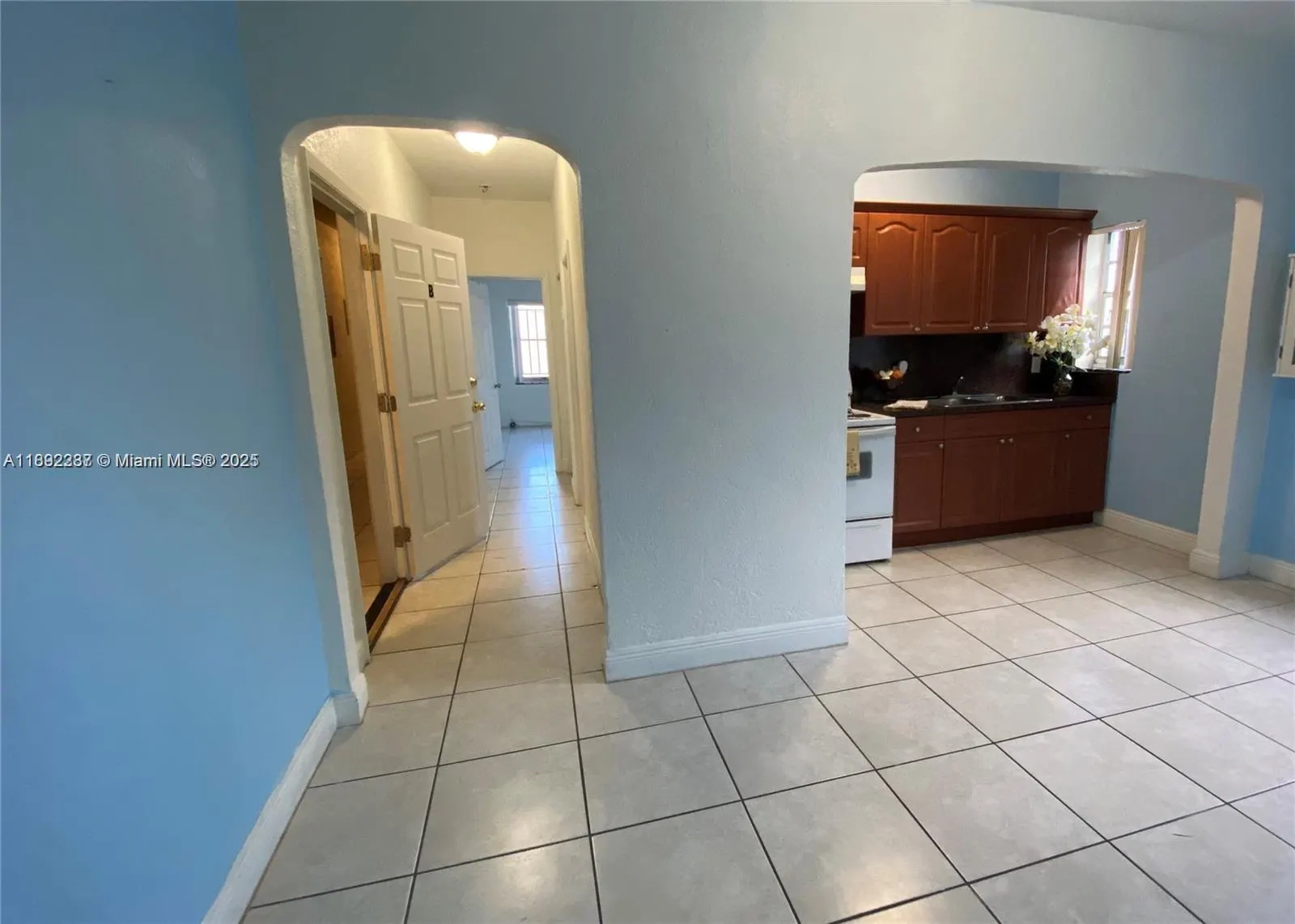 313 N Krome Ave, #B