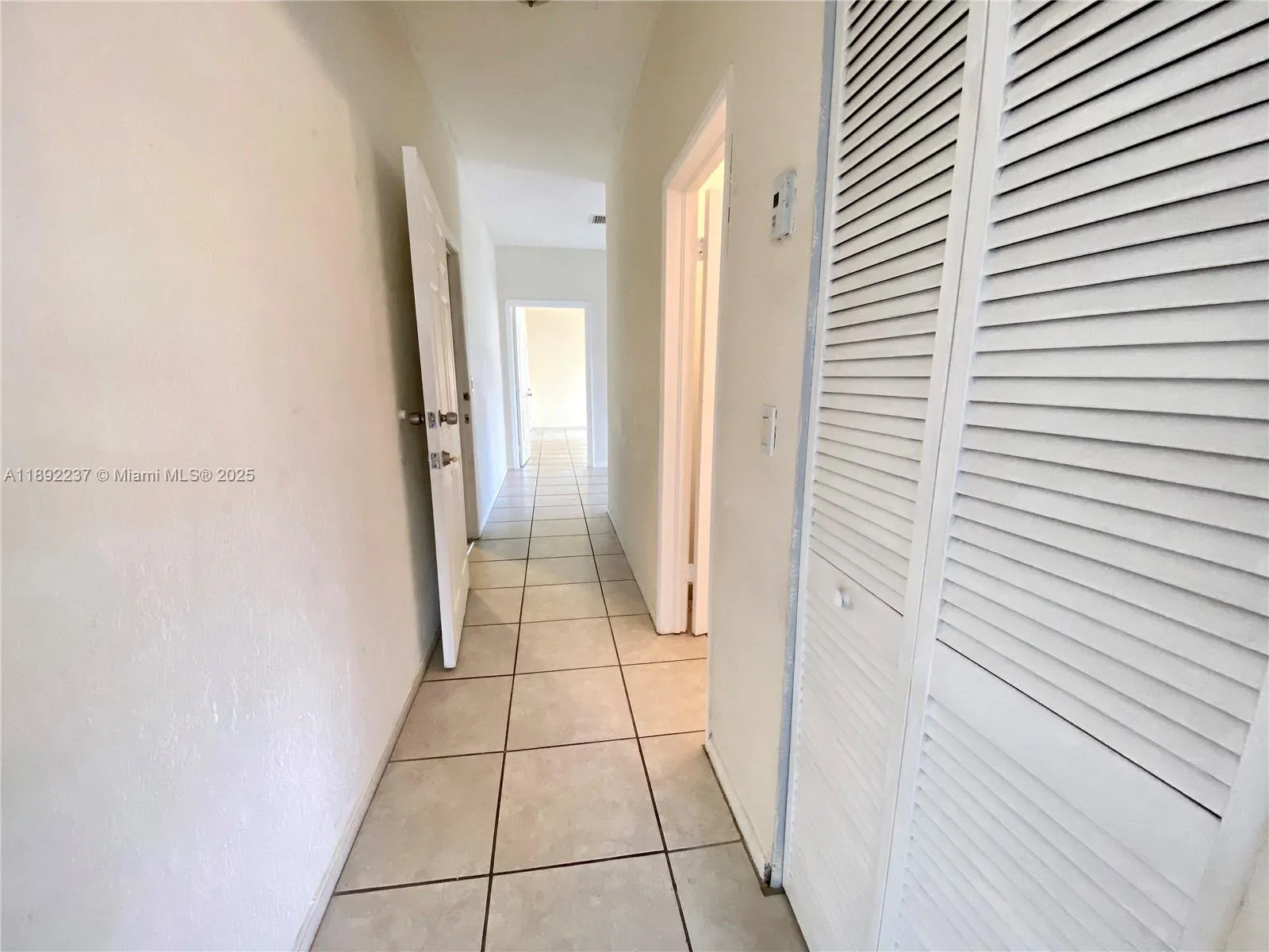 313 N Krome Ave, #B