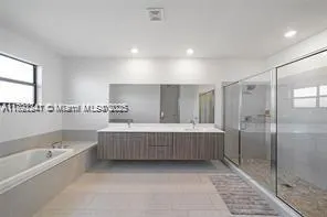 4105 SW 173rd Ave