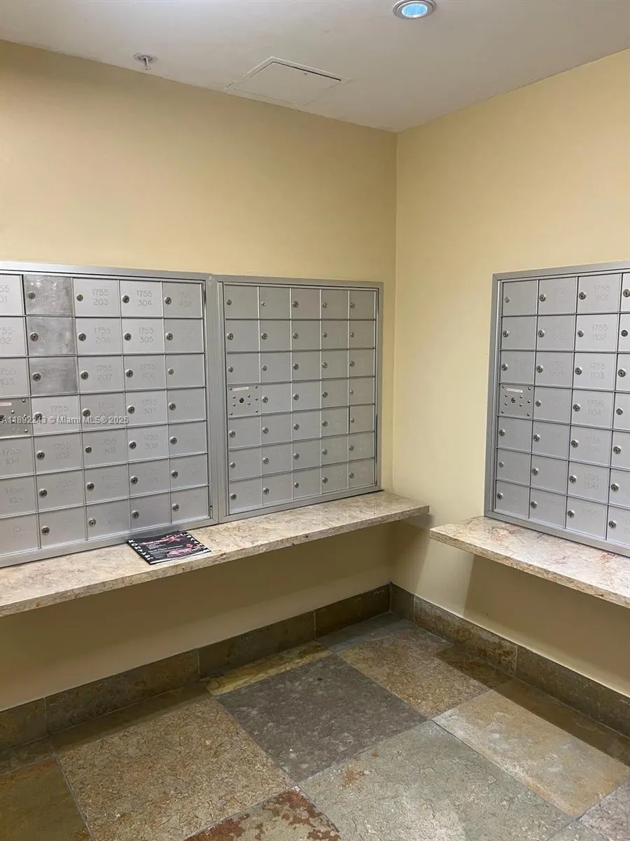 1755 E Hallandale Beach Blvd, #105E