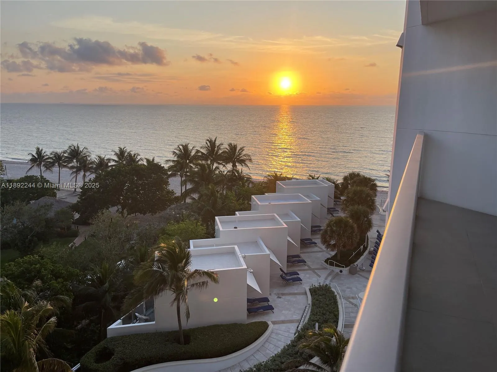 3101 S Ocean Dr, #707