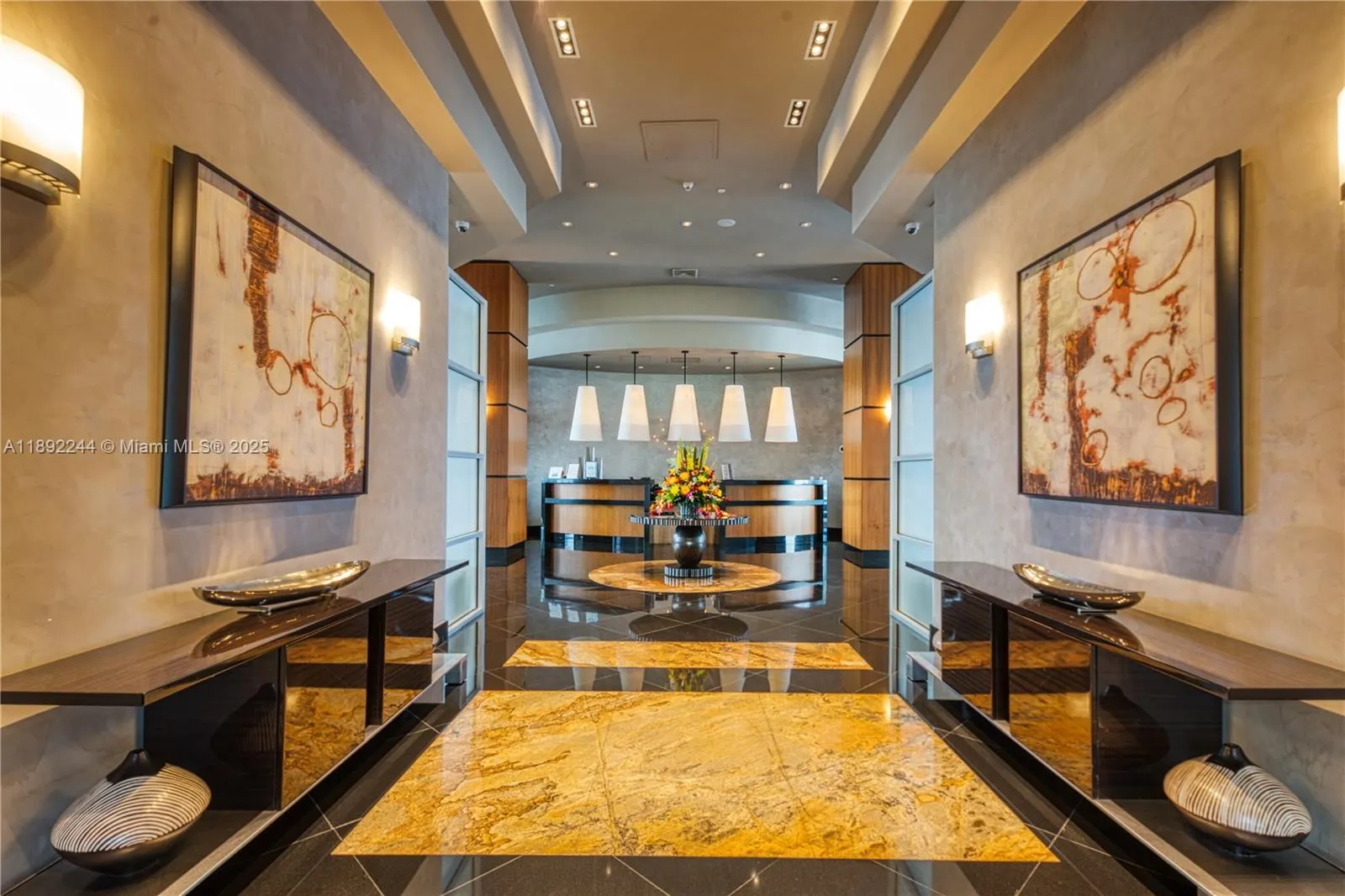 3101 S Ocean Dr, #707