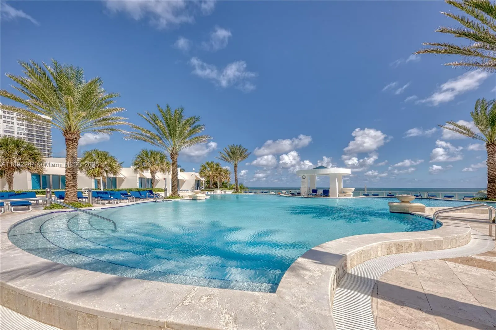 3101 S Ocean Dr, #707