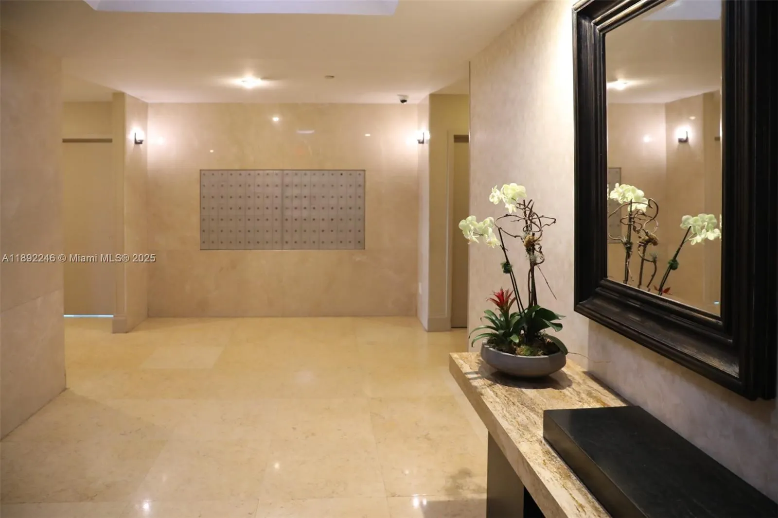 1420 Brickell Bay Dr, #1506D