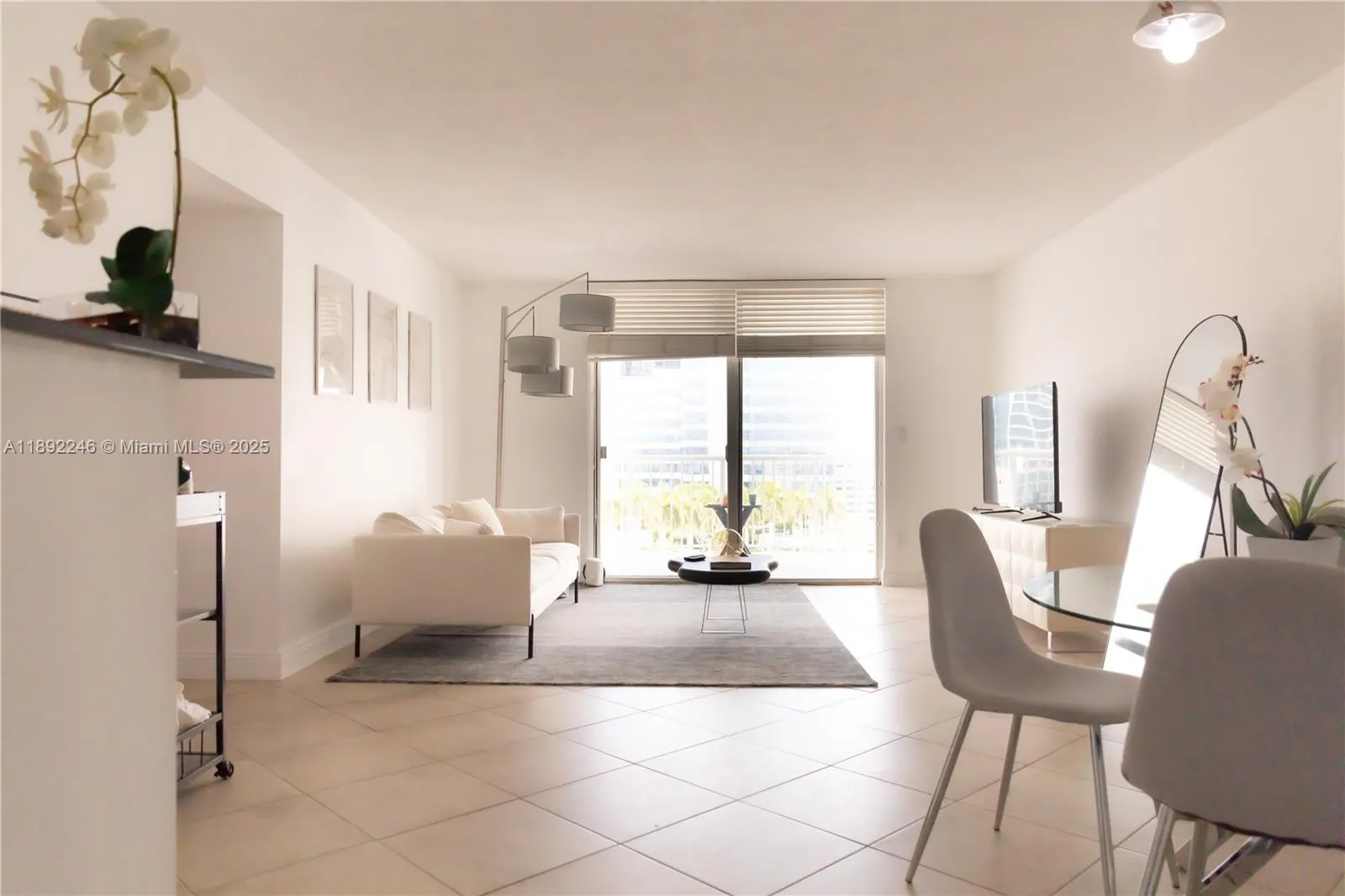 1420 Brickell Bay Dr, #1506D
