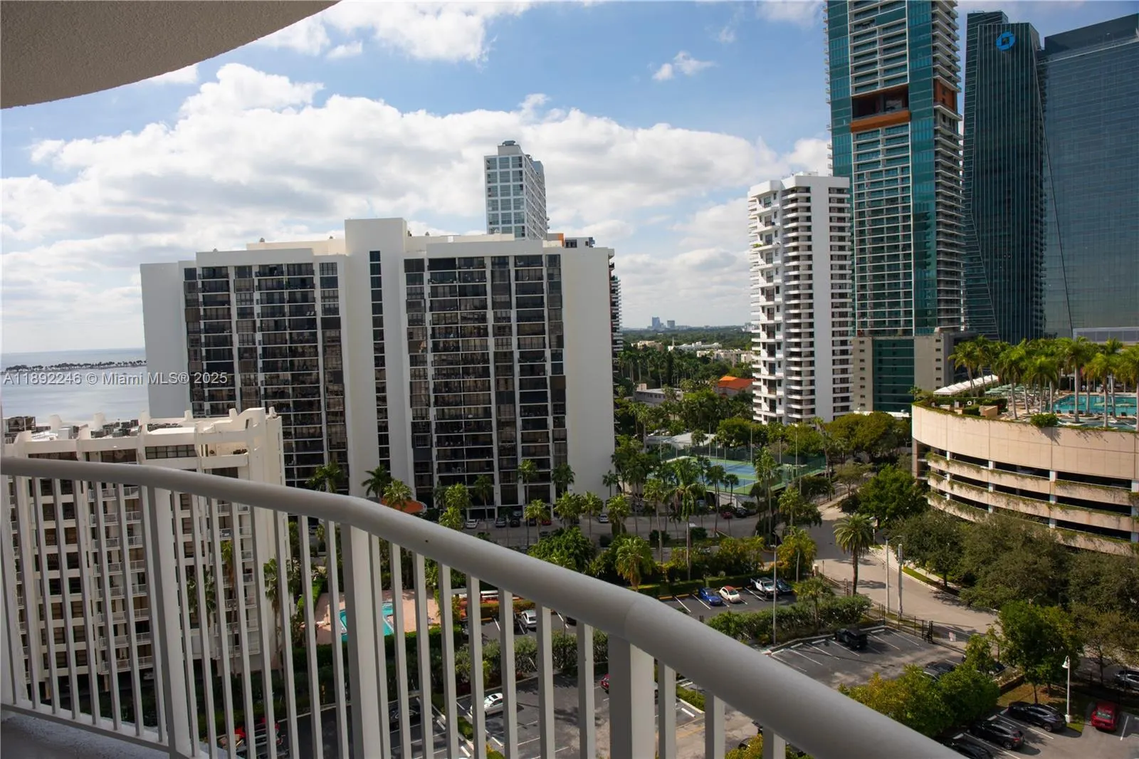 1420 Brickell Bay Dr, #1506D
