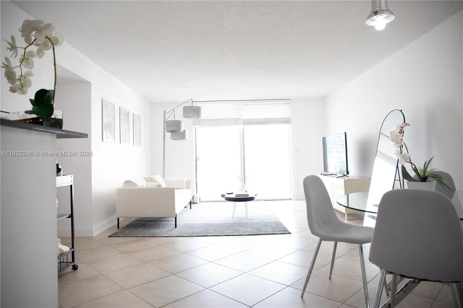 1420 Brickell Bay Dr, #1506D
