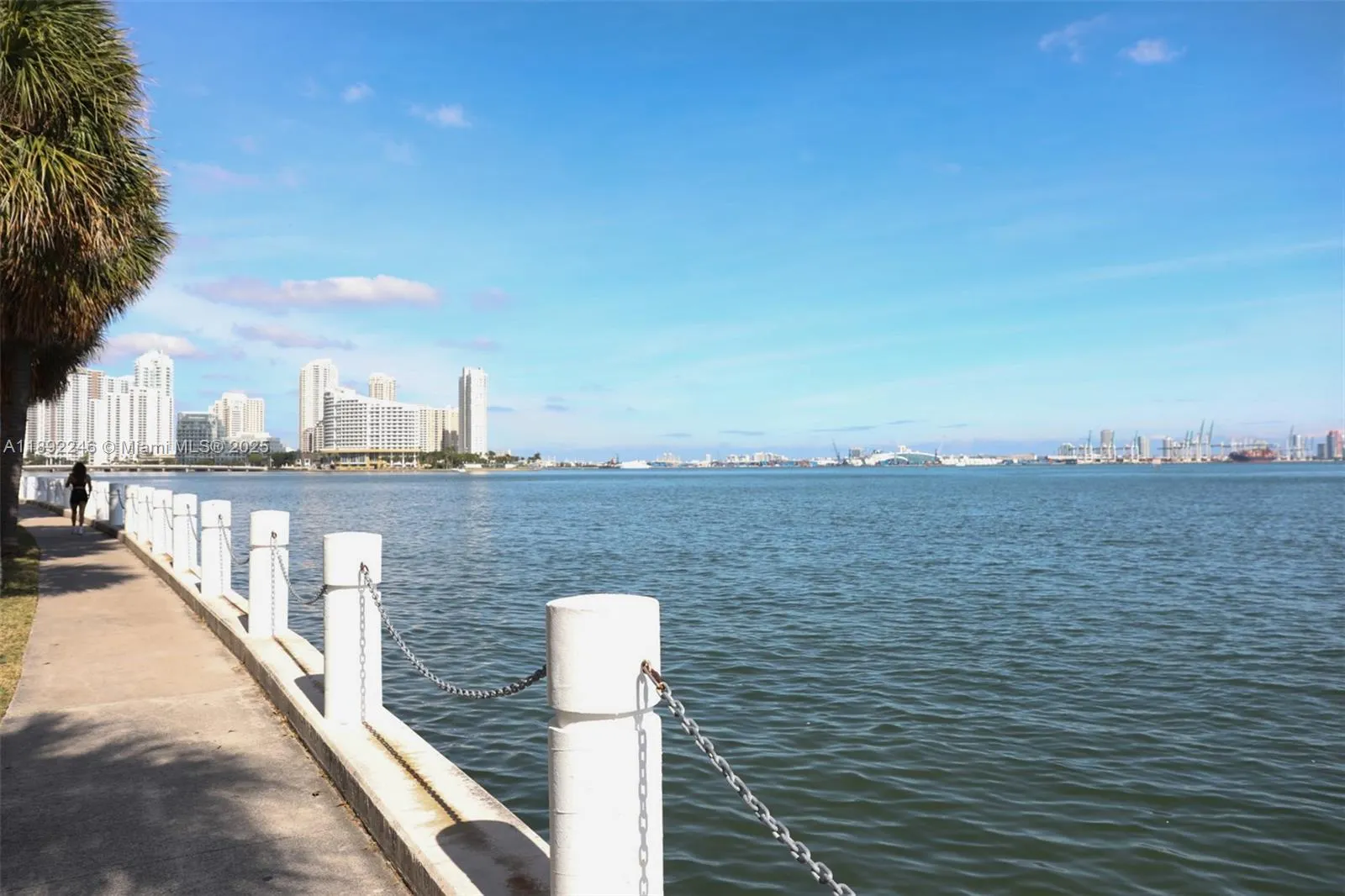 1420 Brickell Bay Dr, #1506D