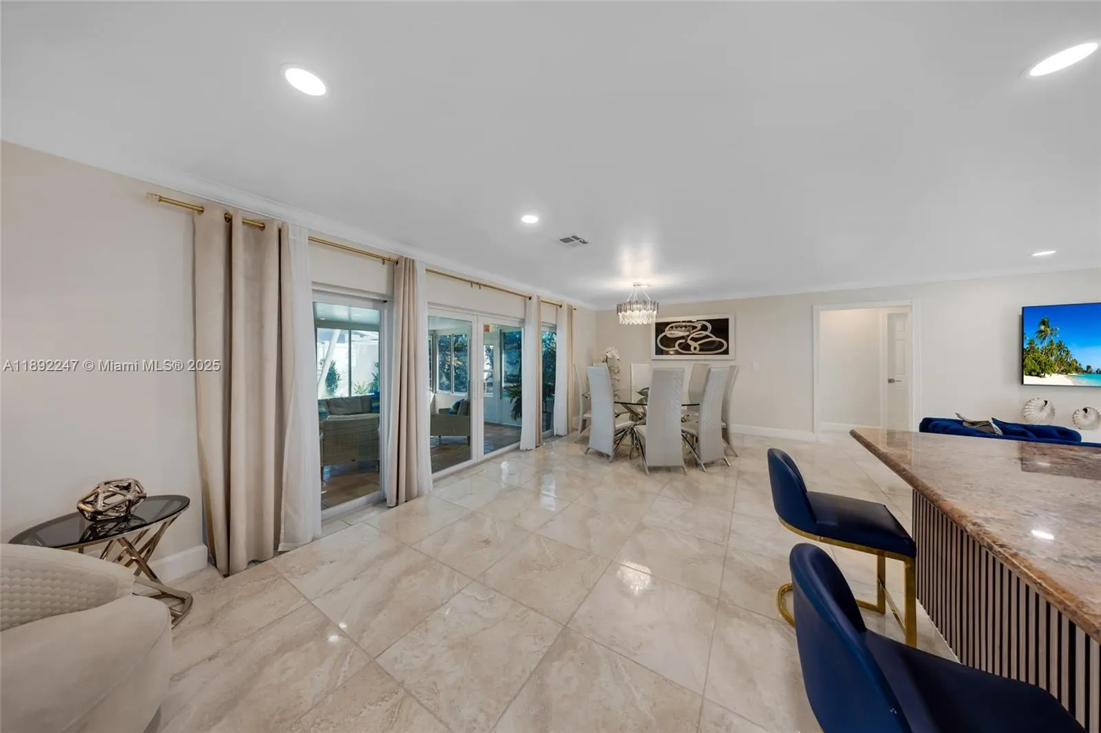 2115 NE 54th Ct