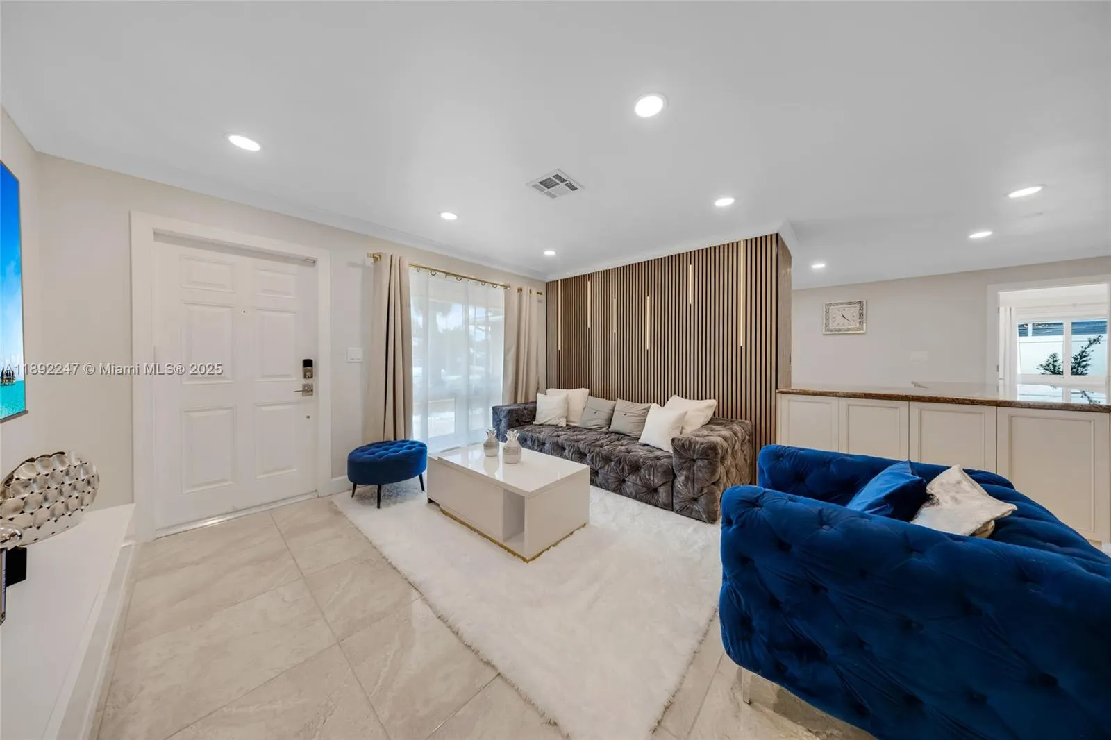 2115 NE 54th Ct