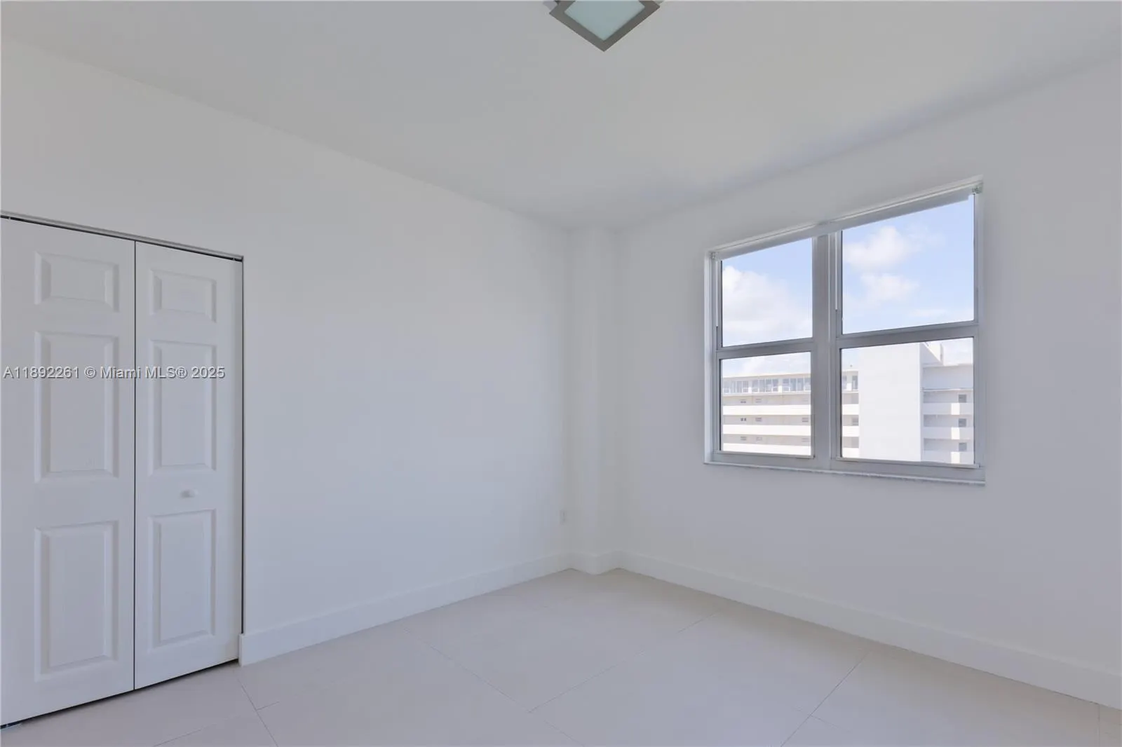 7900 Harbor Island Dr, #926