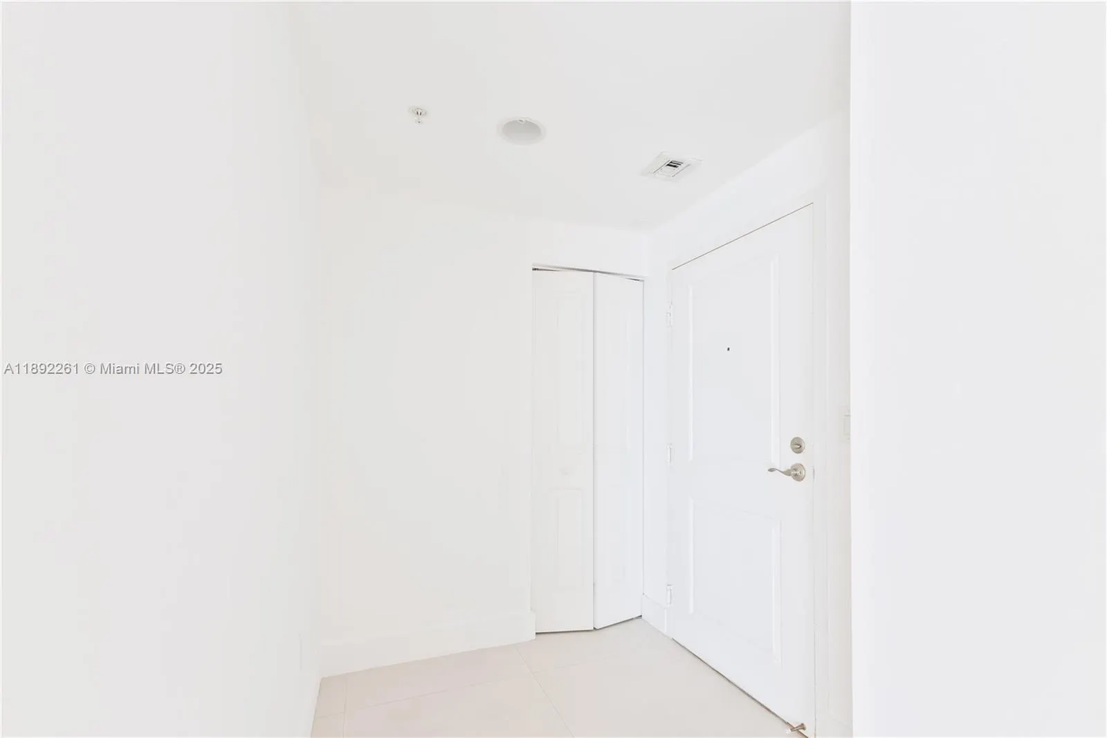 7900 Harbor Island Dr, #926