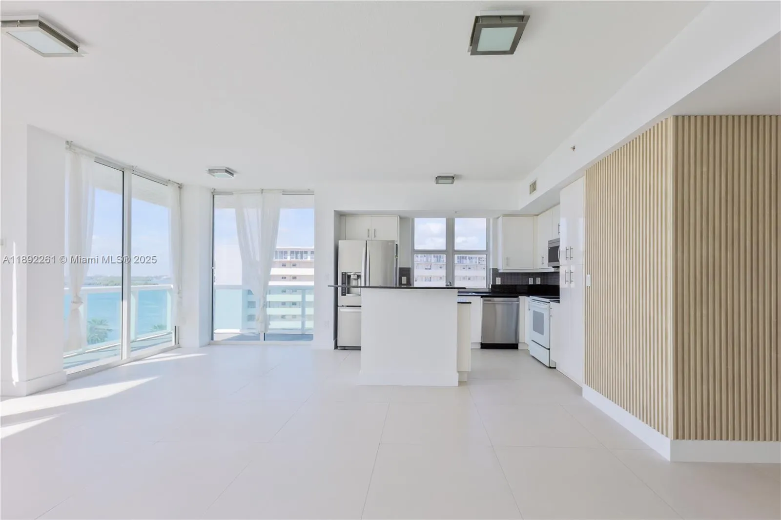7900 Harbor Island Dr, #926