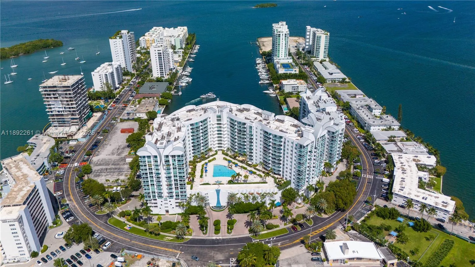 7900 Harbor Island Dr, #926