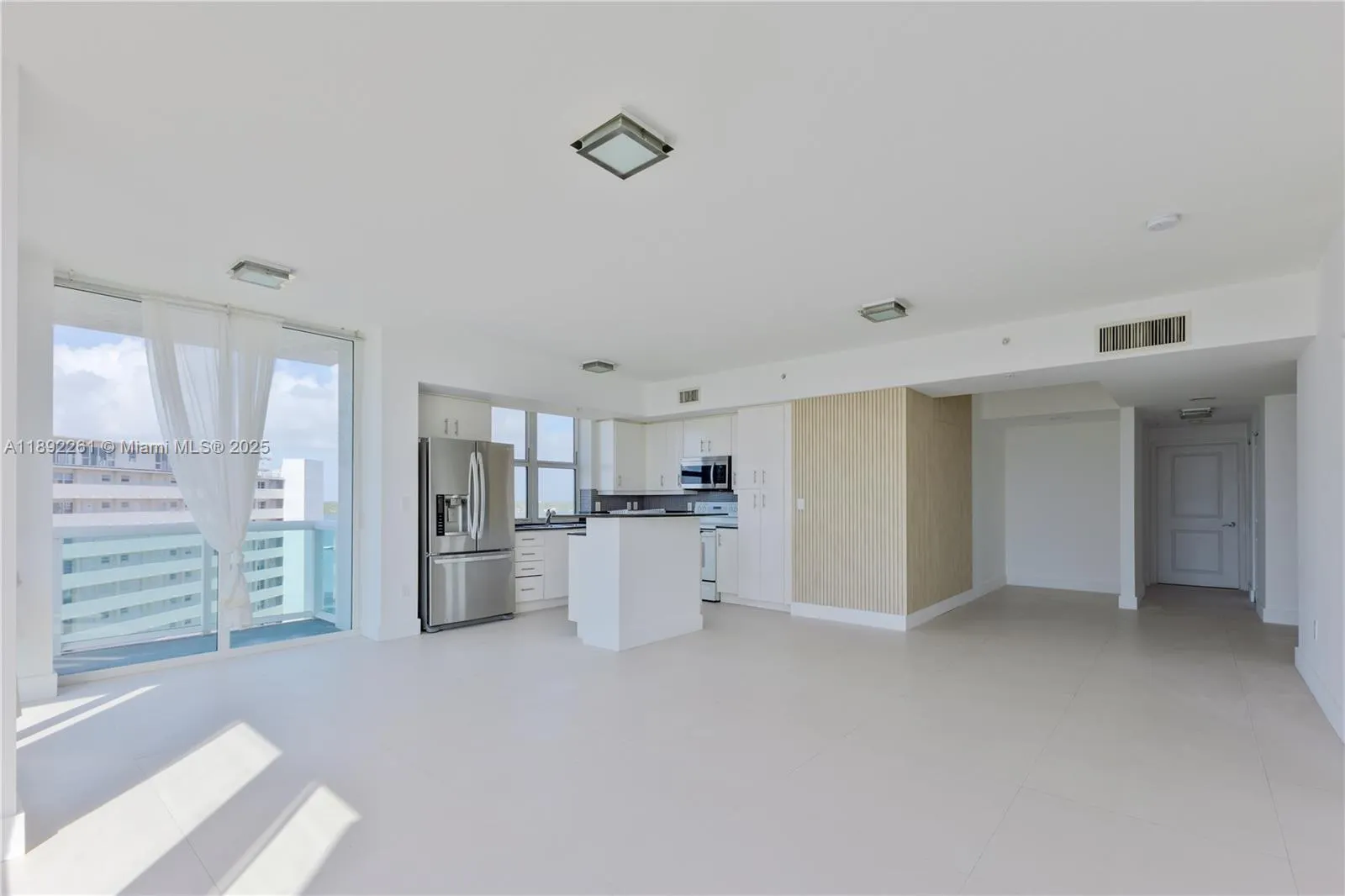 7900 Harbor Island Dr, #926