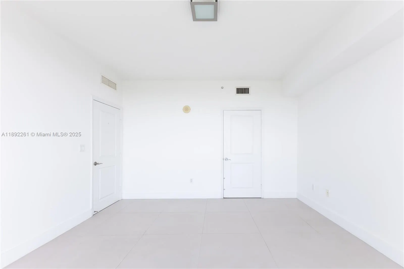 7900 Harbor Island Dr, #926