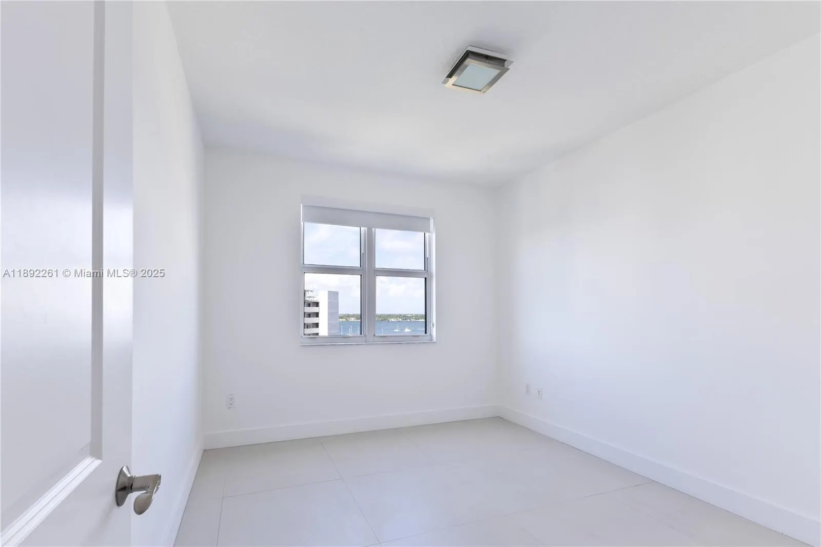 7900 Harbor Island Dr, #926