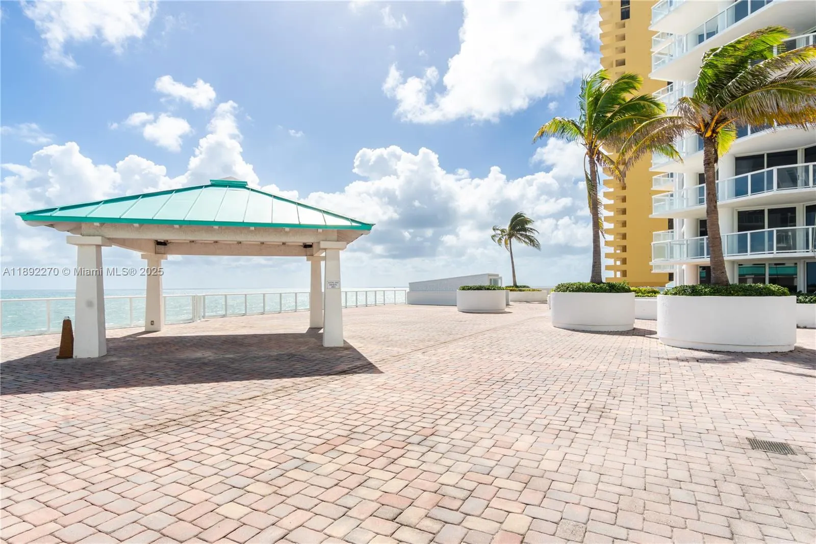 16425 Collins Ave, #OS16A