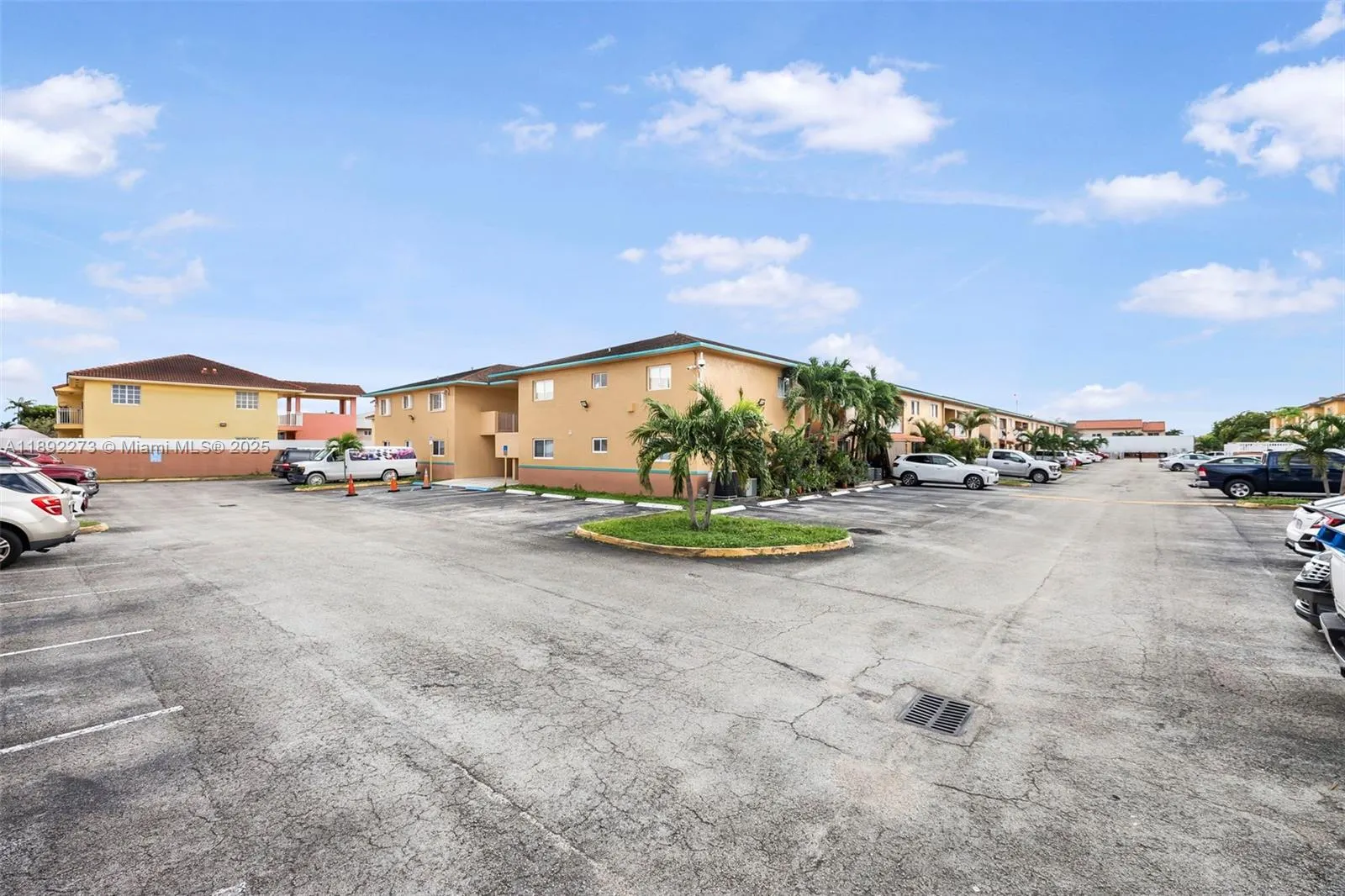 2985 W 80th St, #109