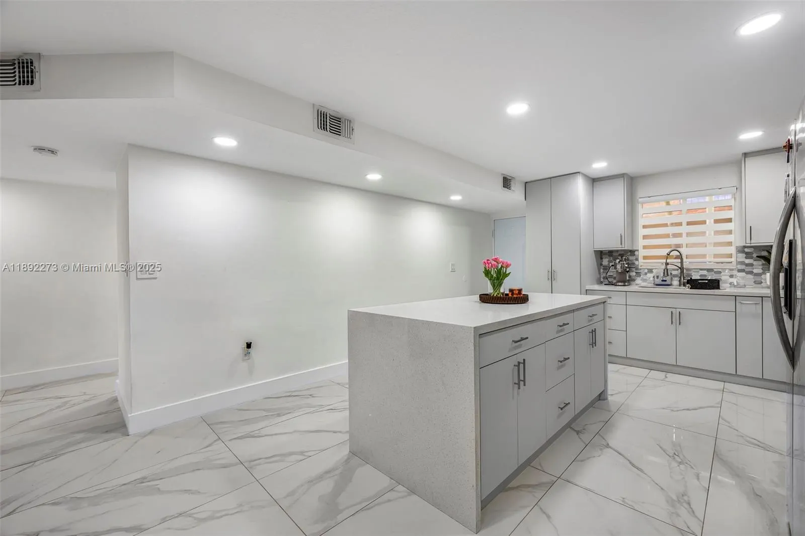 2985 W 80th St, #109