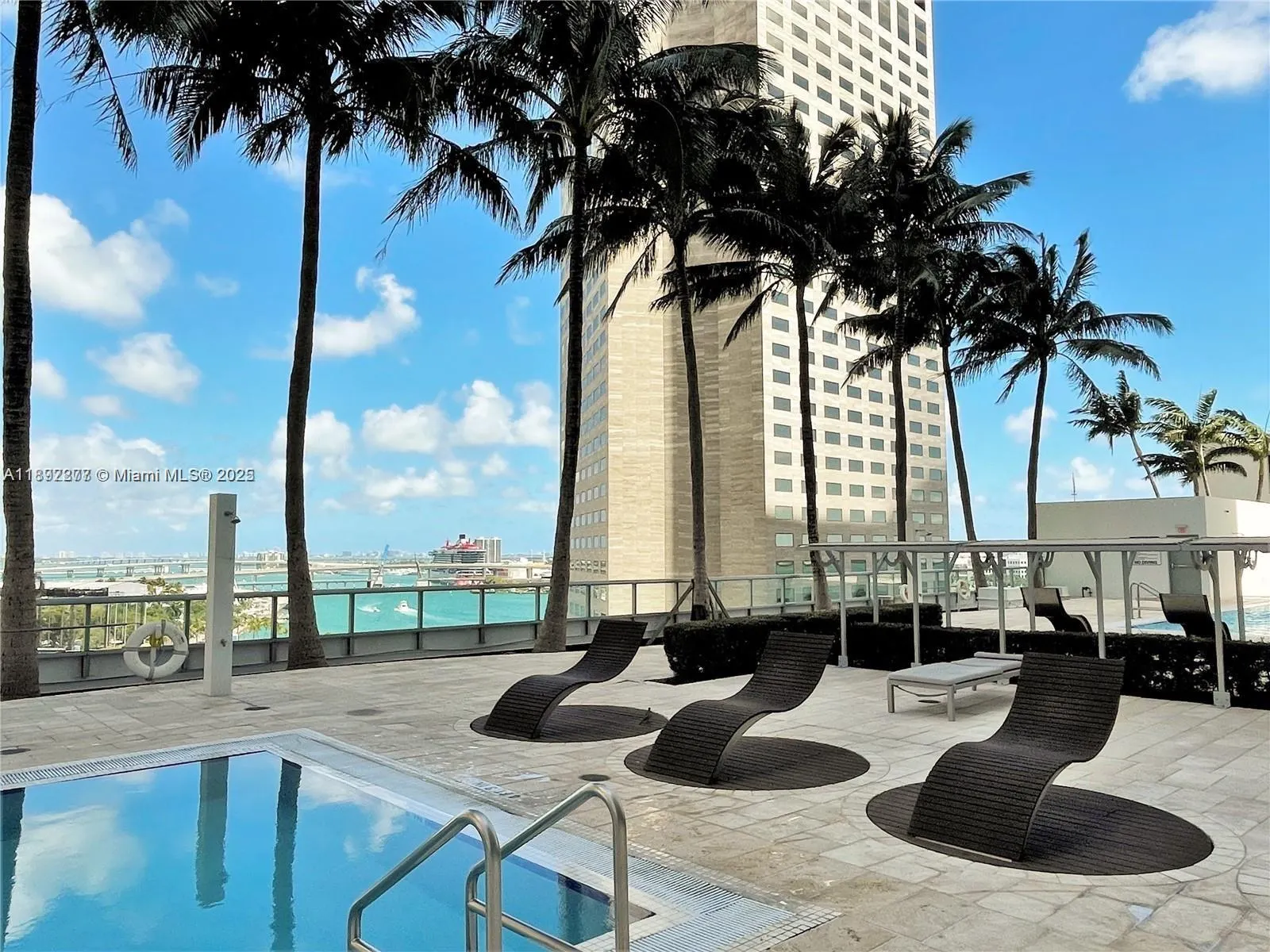 325 S Biscayne Blvd, #2619