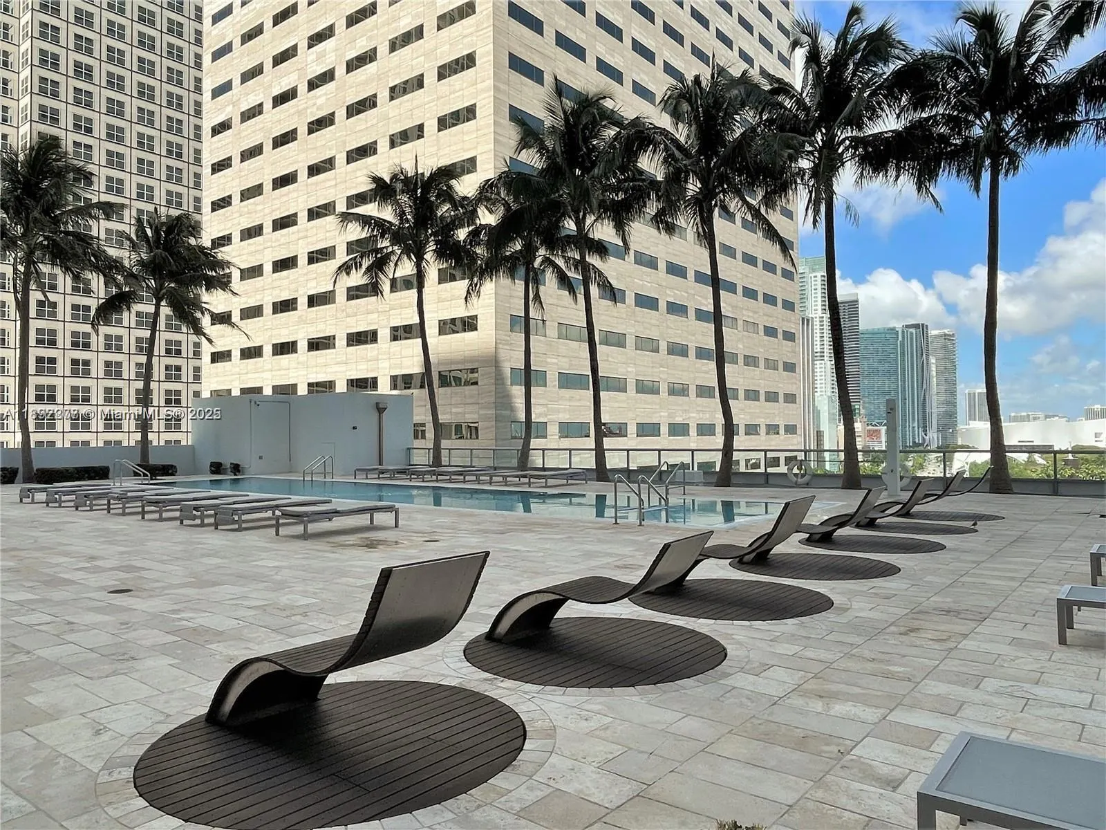325 S Biscayne Blvd, #2619