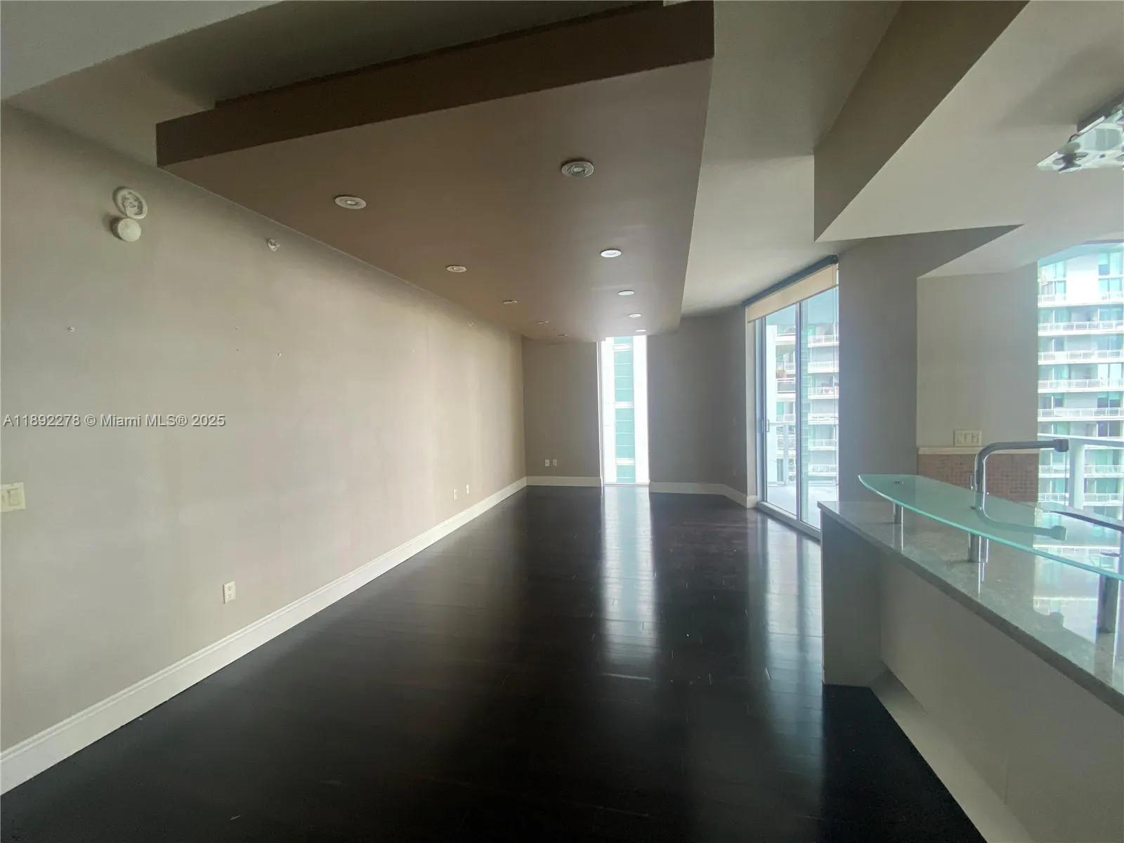 185 SW 7 ST, #2312