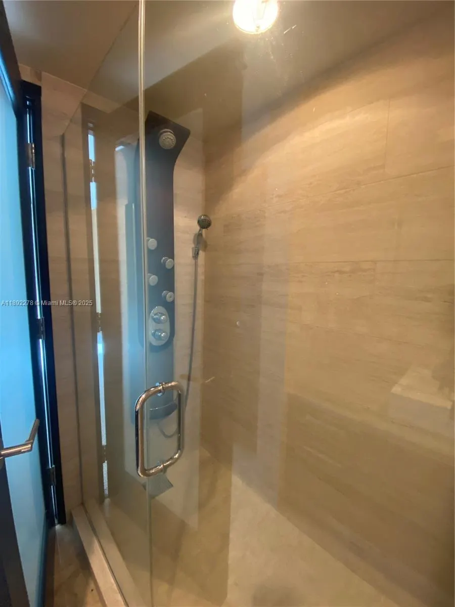 185 SW 7 ST, #2312