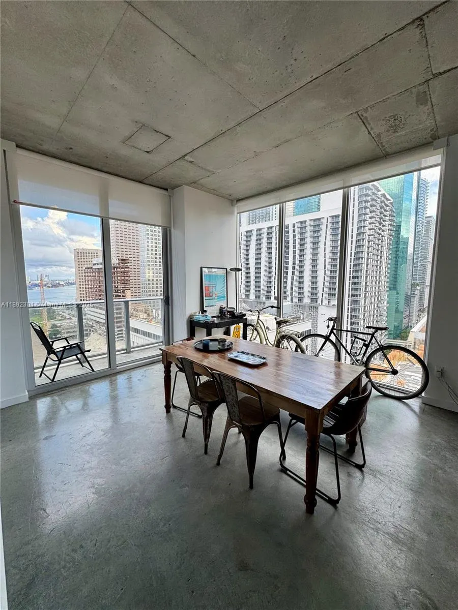 151 SE 1st St, #1801