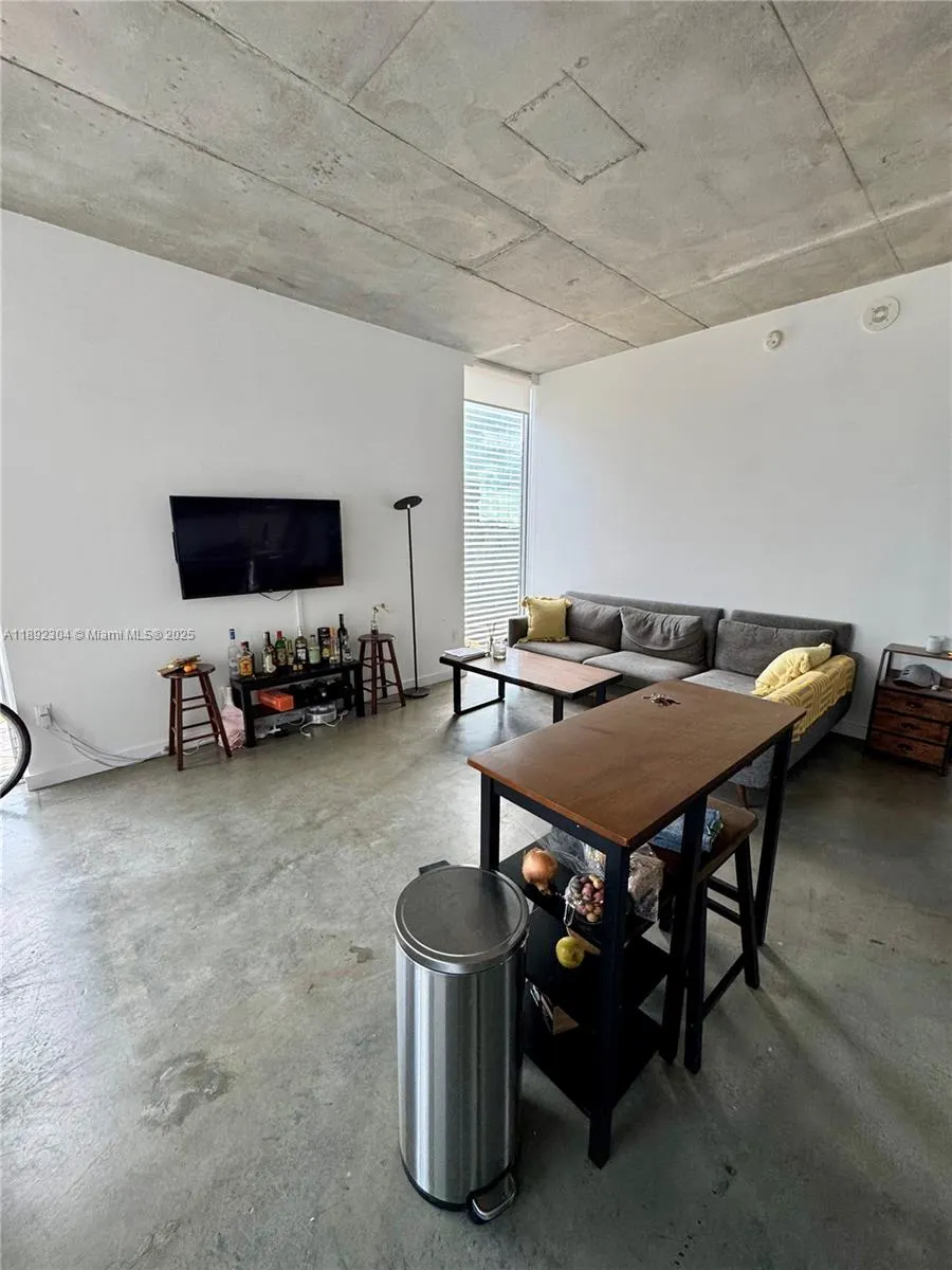 151 SE 1st St, #1801