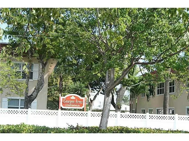 280 S Cypress Rd, #303