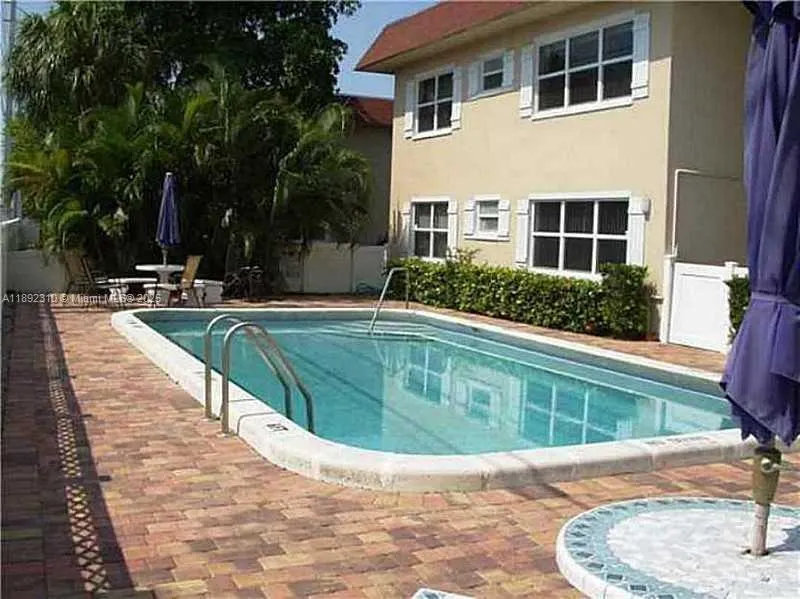 280 S Cypress Rd, #303
