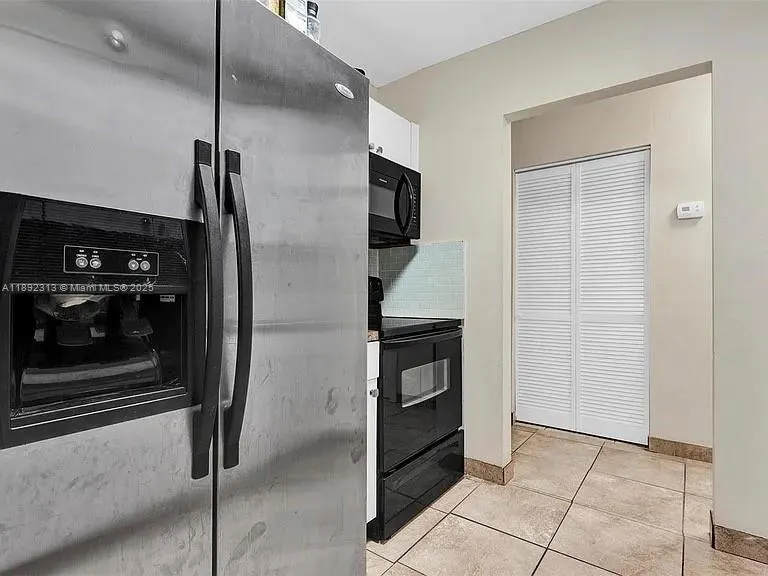 121 NW 7th Ave, #121