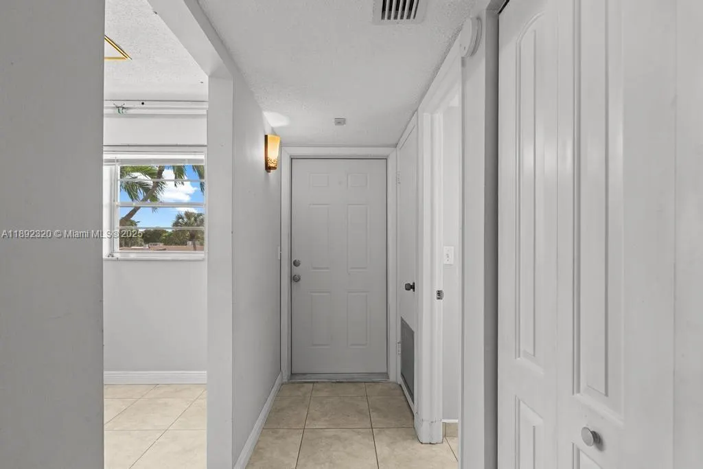 351 Cambridge Rd, #208