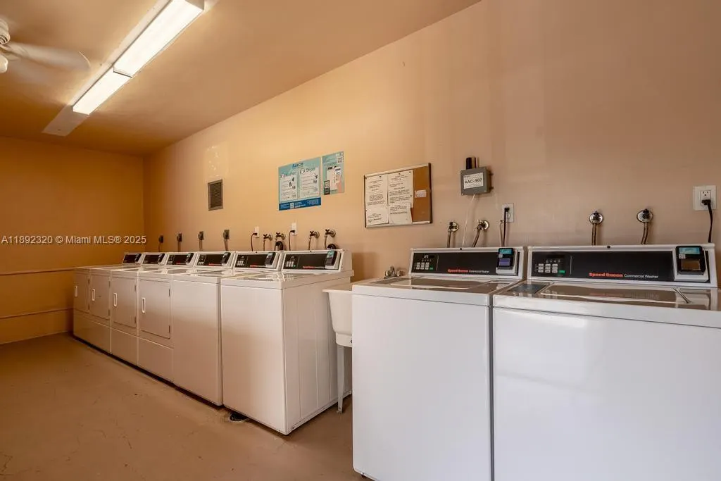 351 Cambridge Rd, #208