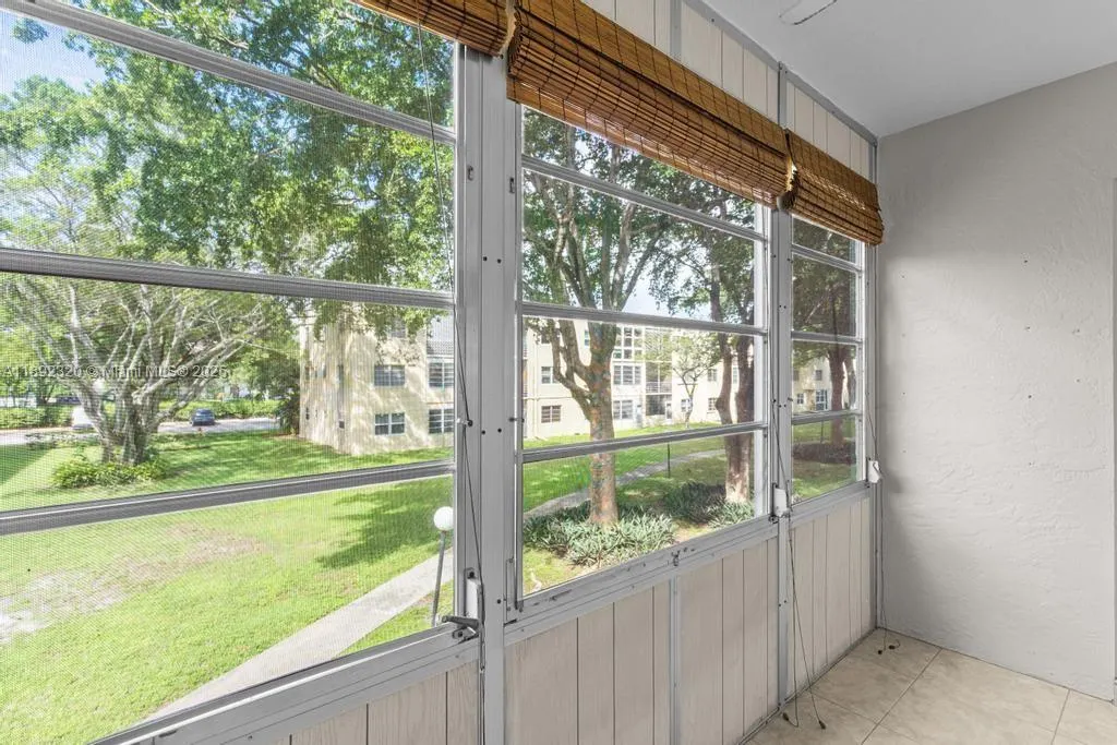 351 Cambridge Rd, #208