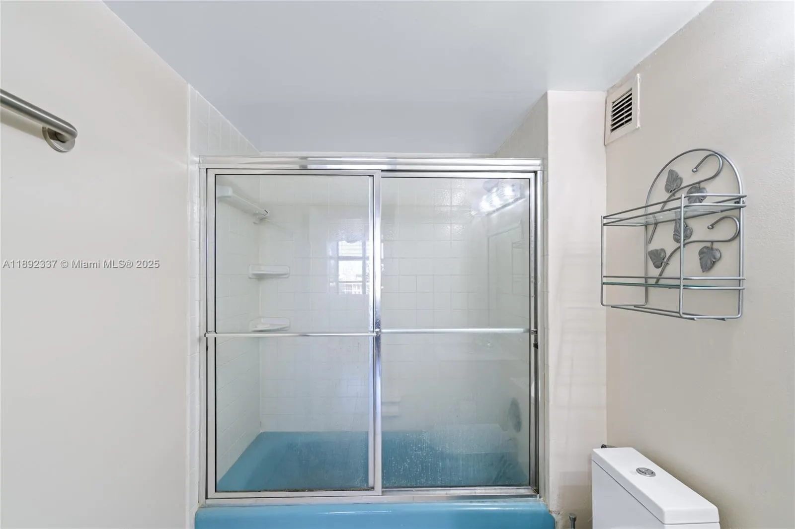 500 Three Islands Blvd, #309