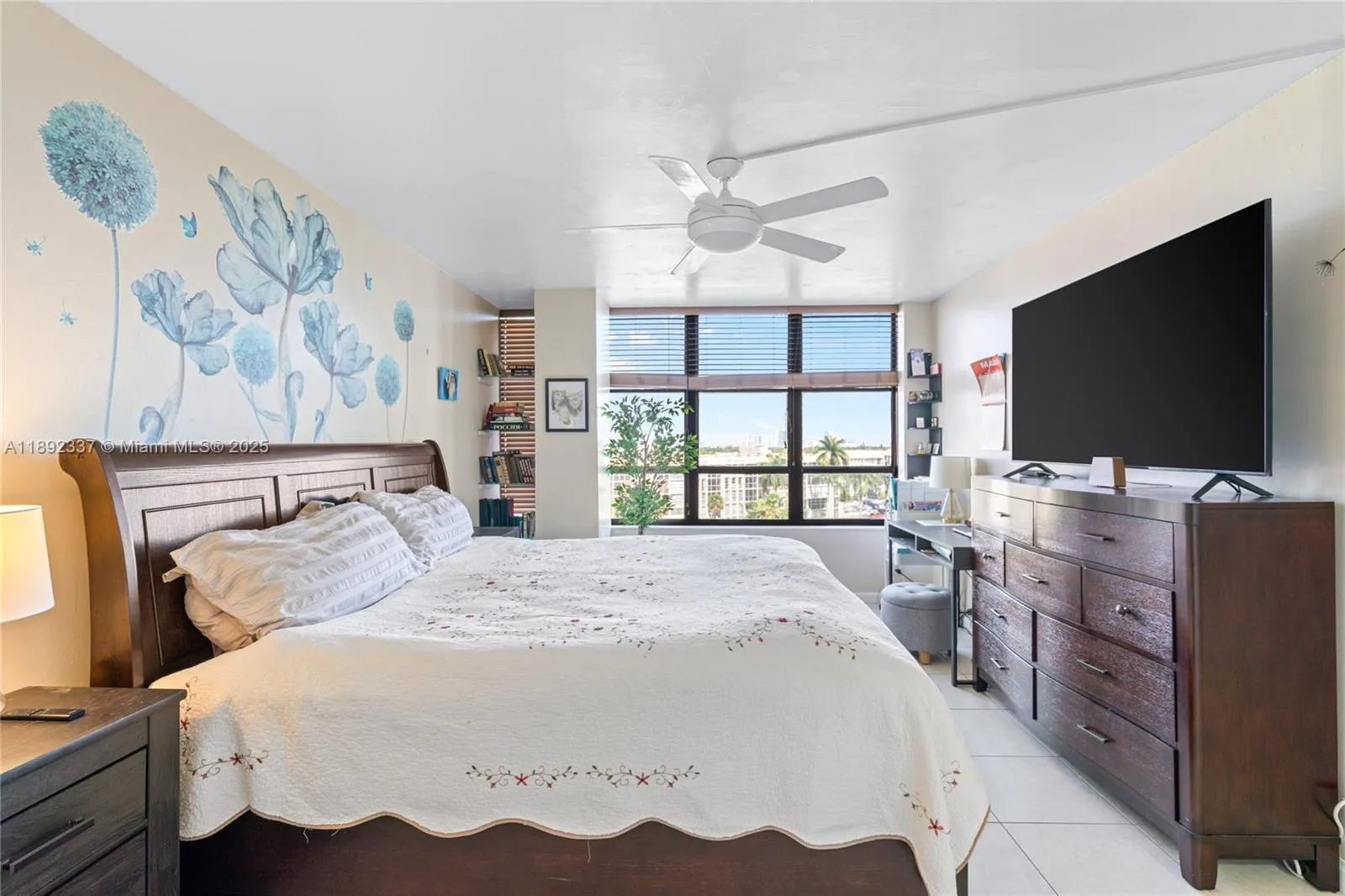 500 Three Islands Blvd, #309