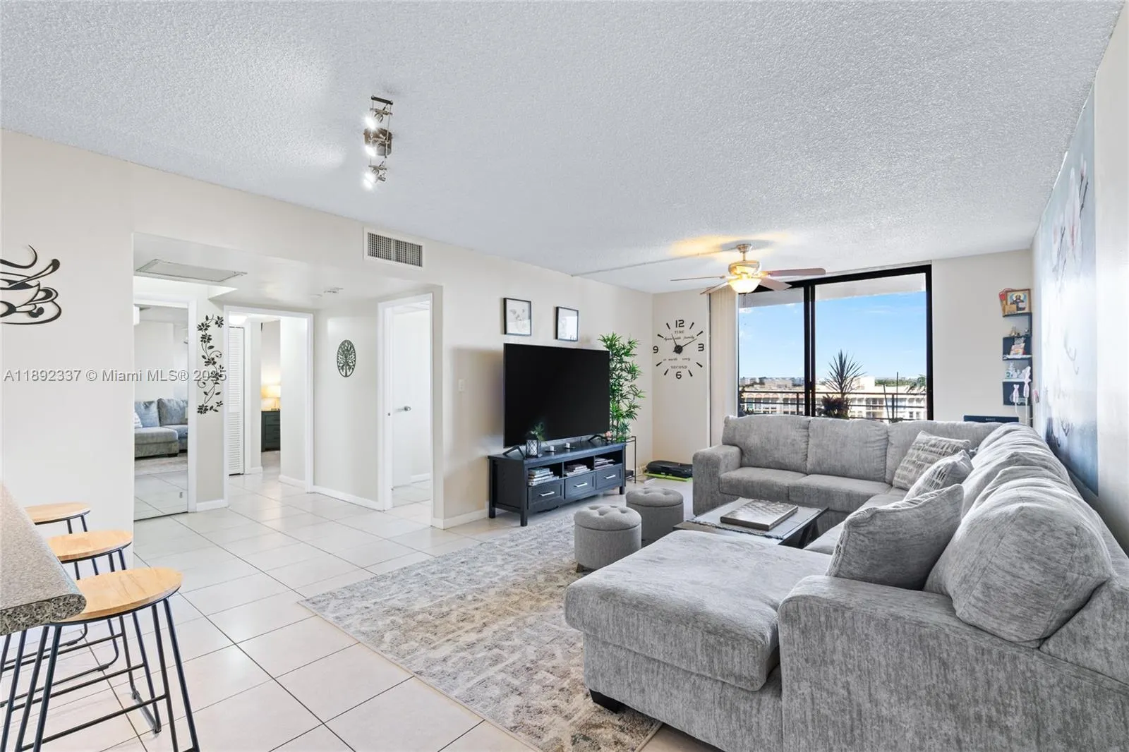 500 Three Islands Blvd, #309