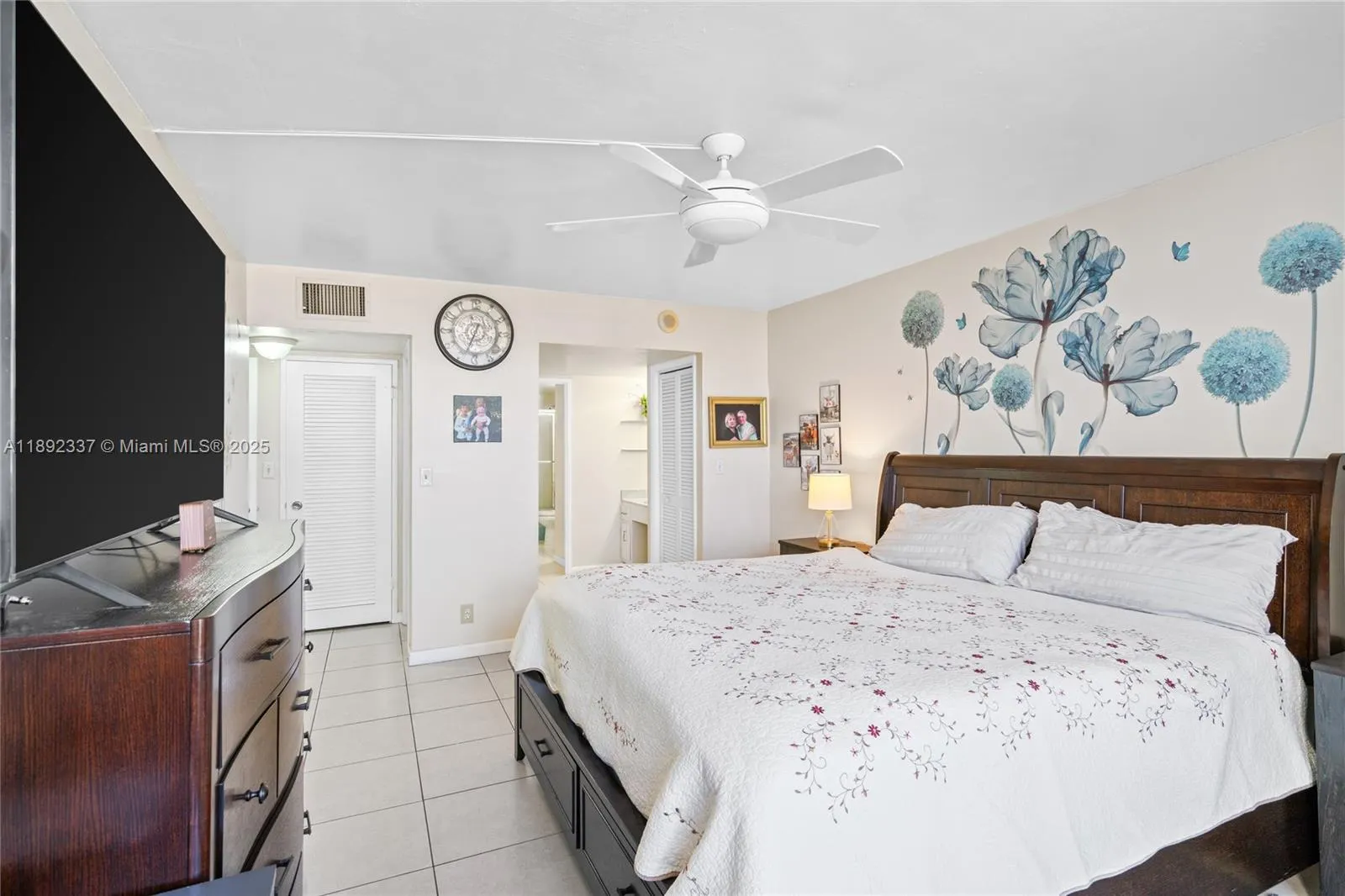 500 Three Islands Blvd, #309