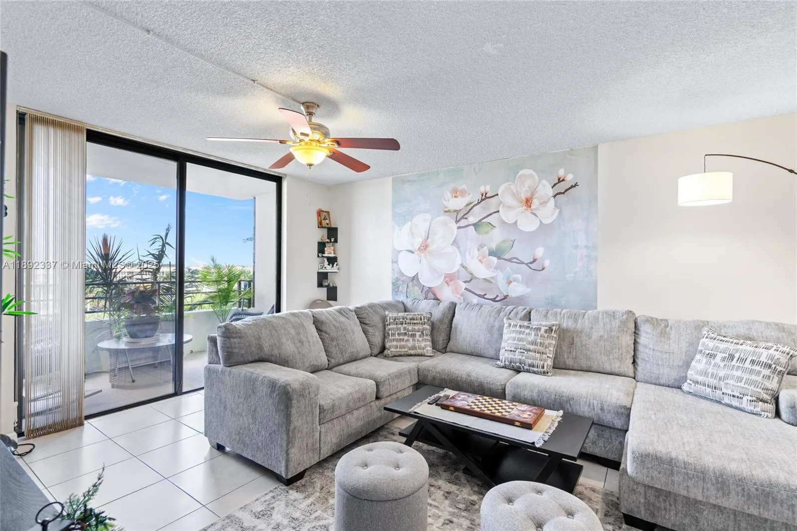 500 Three Islands Blvd, #309