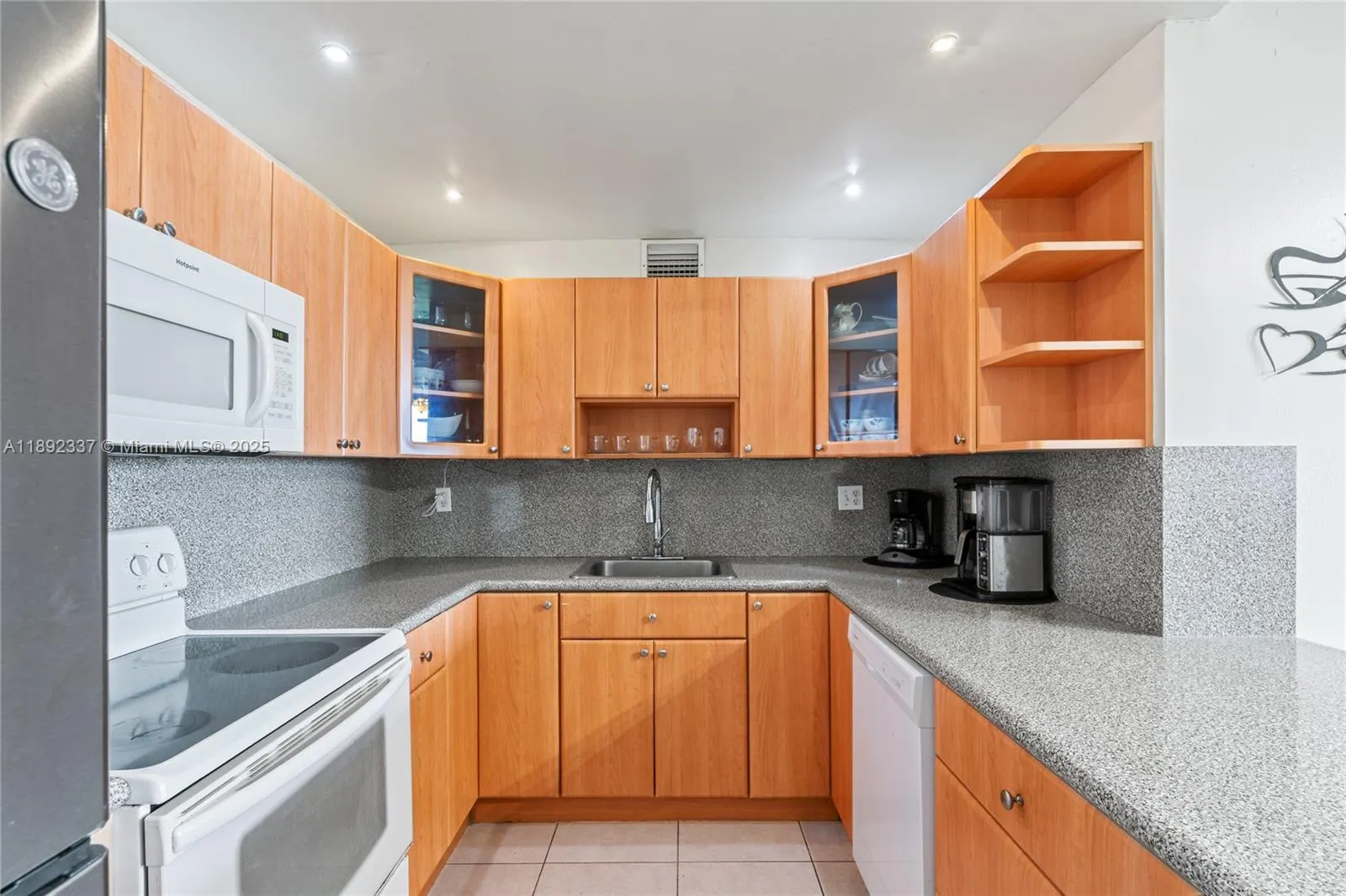 500 Three Islands Blvd, #309
