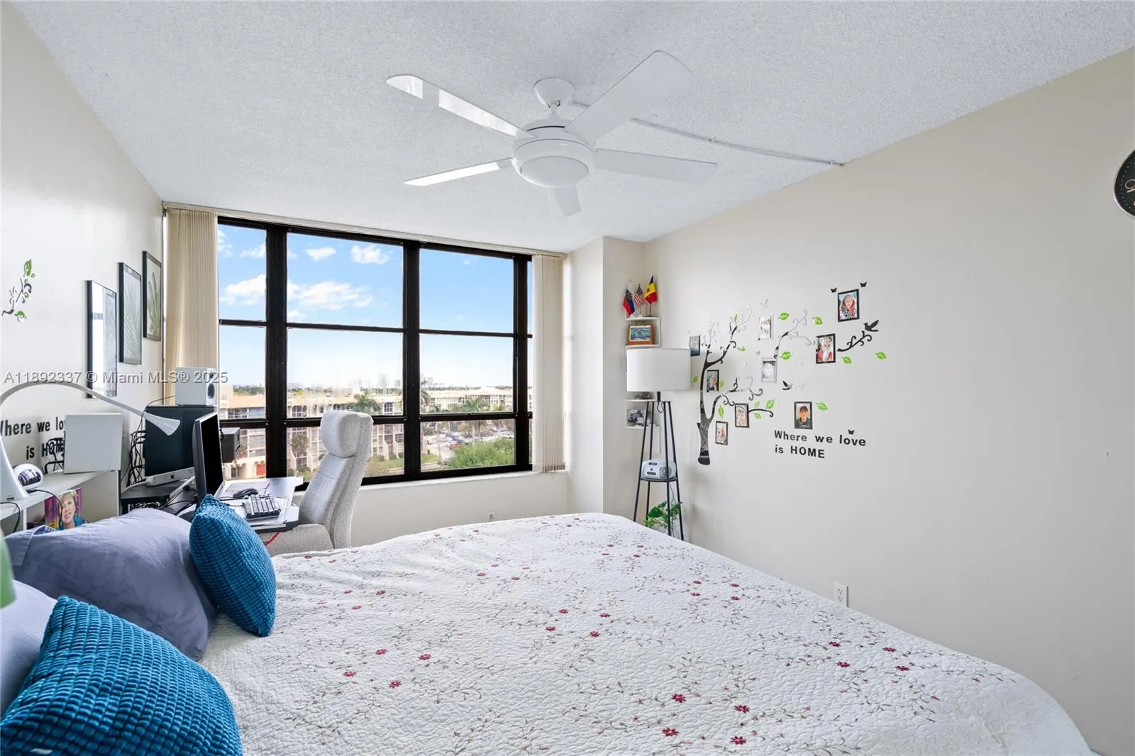 500 Three Islands Blvd, #309