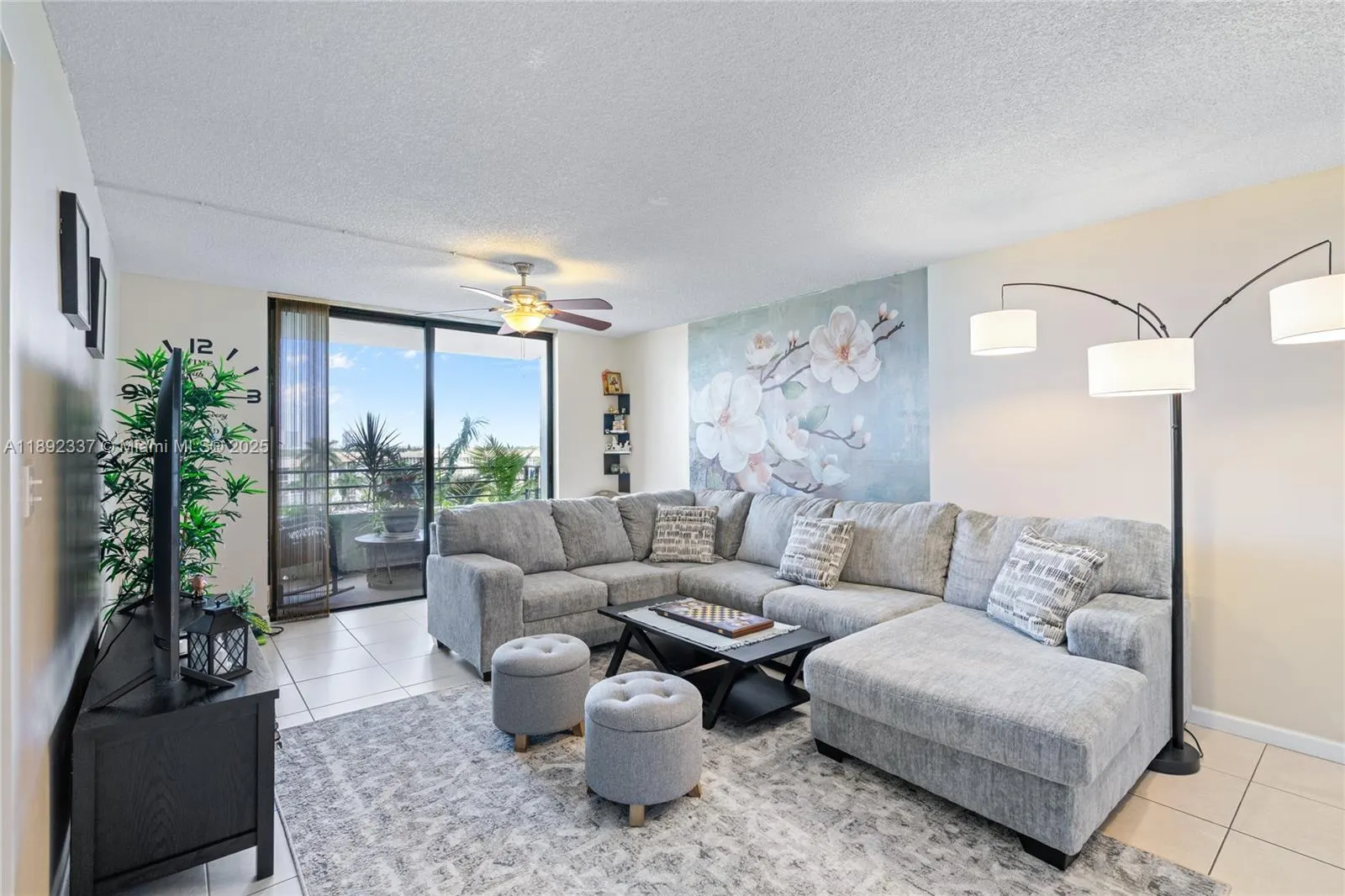 500 Three Islands Blvd, #309