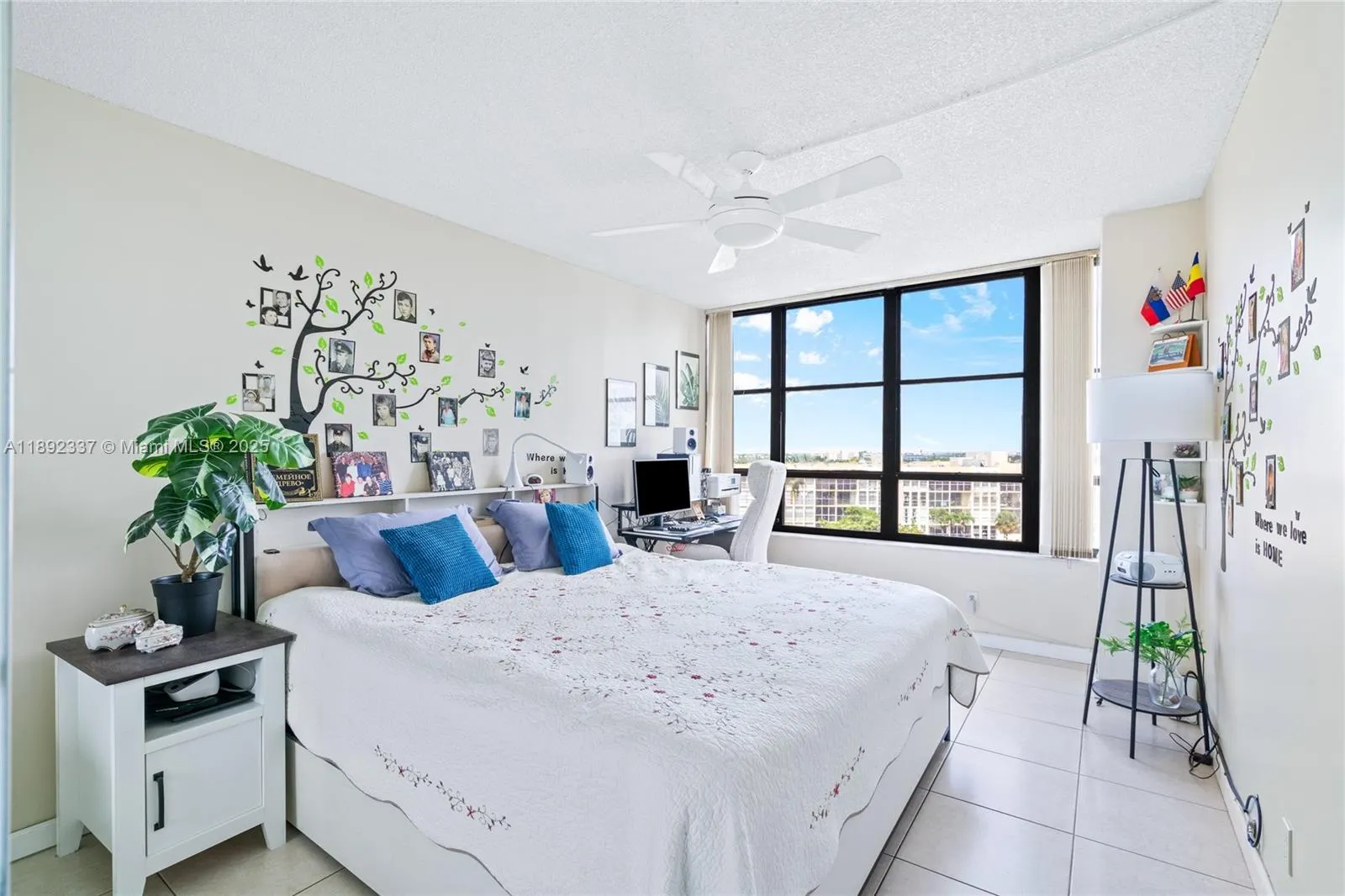 500 Three Islands Blvd, #309