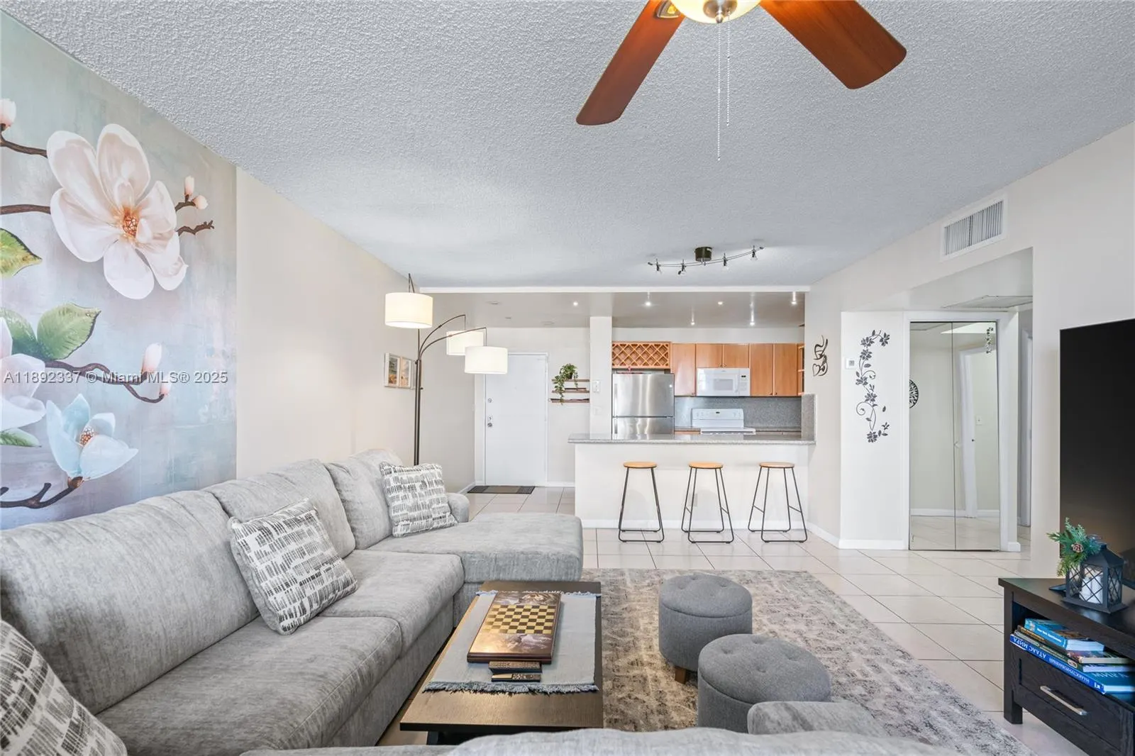 500 Three Islands Blvd, #309